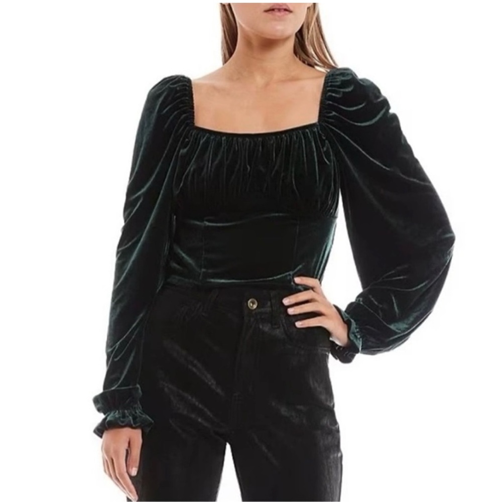 NWT Chelsea & Violet Dark Green Velvet Top